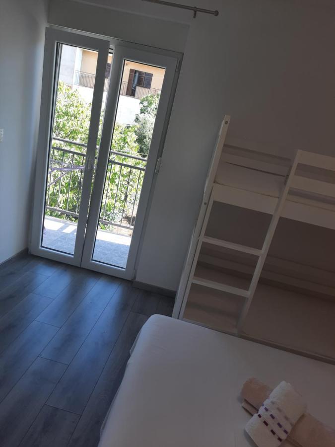 Ani Apartment Split Exterior photo