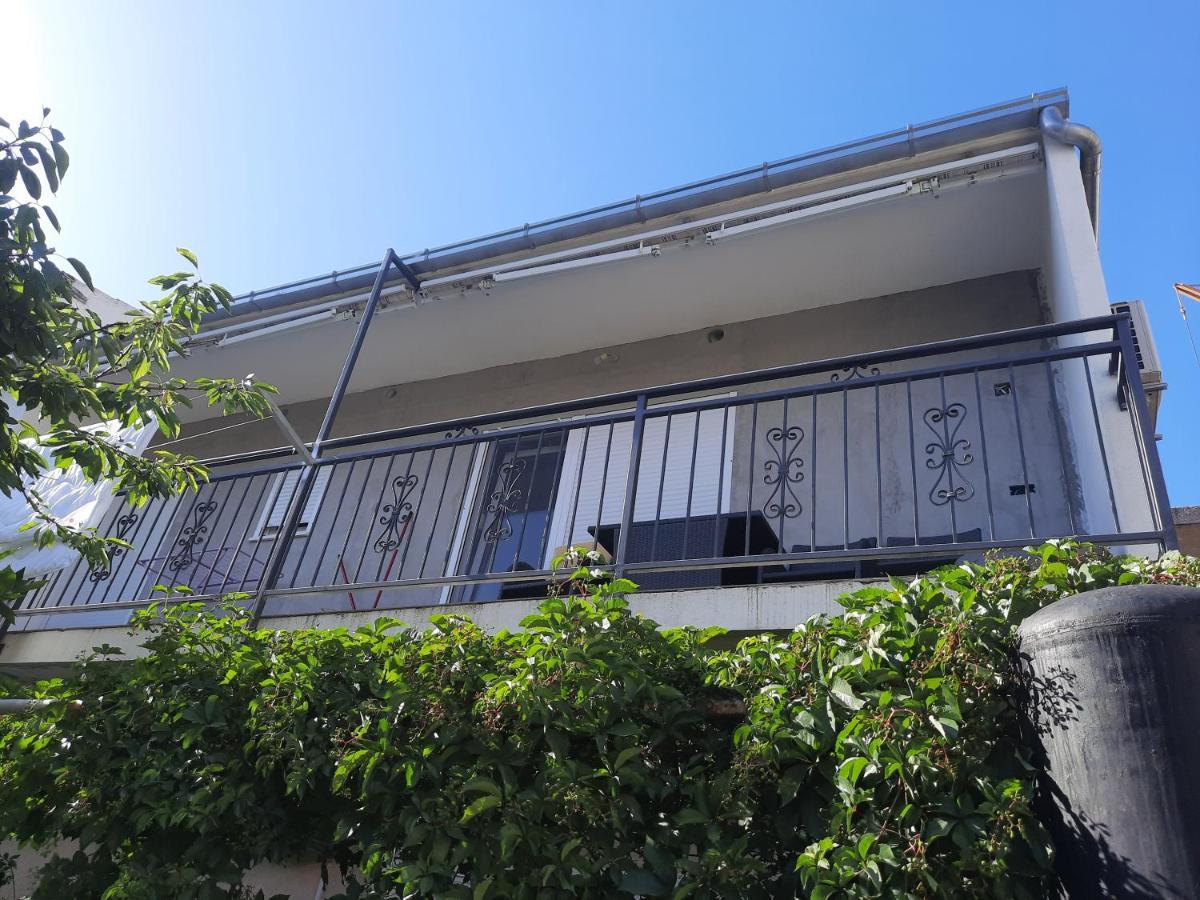 Ani Apartment Split Exterior photo